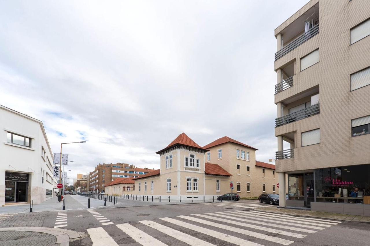 Lovelystay - Charm Beach Apartment By Metro Station Матозінюш Екстер'єр фото